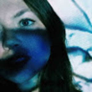 Meet your Posher, Claire